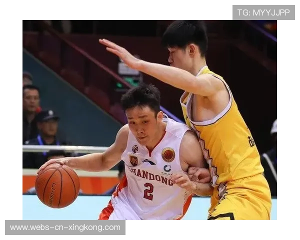 丁彦雨航反击得手，山东进攻节奏流畅——一次团队协作下的高光时刻与品牌叙事