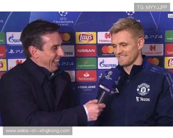 弗莱彻在场边临时指挥引发关注，曼联过渡方案浮出水面